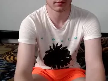 ululante – webcam model profile photo Image 9