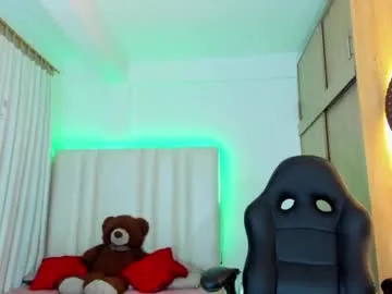 lushianafitness – webcam model profile photo Image 3