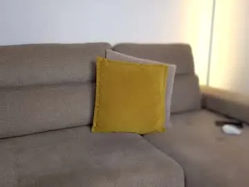 your_dolls – webcam model profile photo Image 11