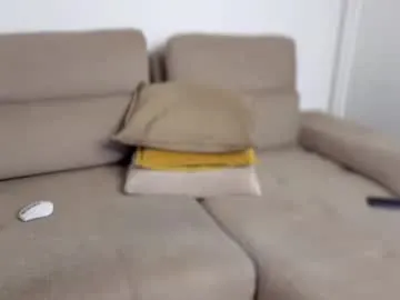 your_dolls – webcam model profile photo Image 3