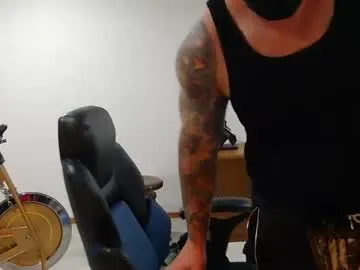 bright_diamonds_054 – webcam model profile photo Image 4