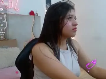 VenusRusell – webcam model profile photo Image 2