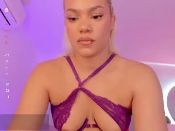 MaddieVixen – webcam model profile photo Image 9