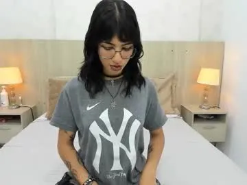 wet_dreamm22 – webcam model profile photo Image 13