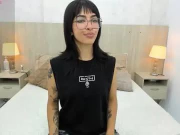 wet_dreamm22 – webcam model profile photo Image 16