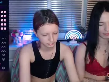 petites_perles – webcam model profile photo Image 17