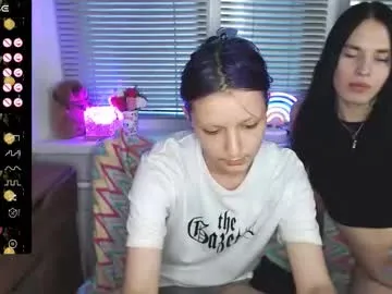 petites_perles – webcam model profile photo Image 7