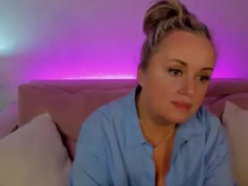 KamillaRey – webcam model profile photo Image 5