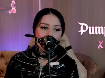 pinkypuppa – webcam model profile photo Image 3