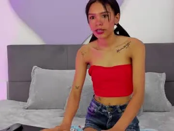 playussoftly – webcam model profile photo Image 2