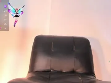 bright_diamonds_054 – webcam model profile photo Image 2