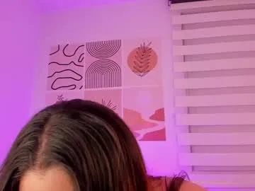 sophia_rhoades_'s Thumb Image