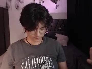 BeatriceEsmont – webcam model profile photo Image 14