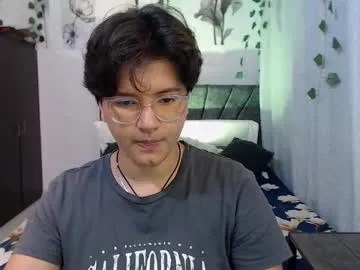 BeatriceEsmont – webcam model profile photo Image 2