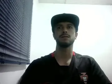 dongfatherproductions – webcam model profile photo Image 6