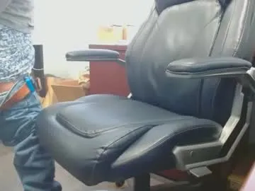 your_dolls – webcam model profile photo Image 19