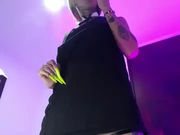 ewagreen – webcam model profile photo Image 10