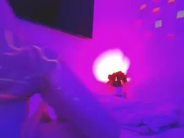 loving_ladies – webcam model profile photo Image 8