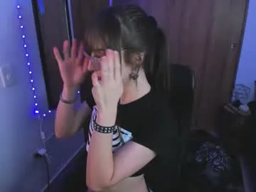 touch_me_if_you_can – webcam model profile photo Image 6