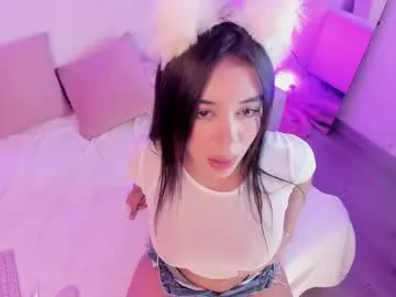 EzabellaWell – webcam model profile photo Image 10
