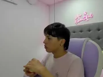 alex_islive – webcam model profile photo Image 2