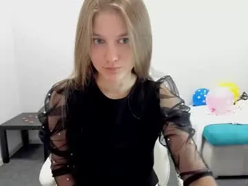 LilithBrooks – webcam model profile photo Image 2