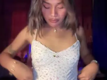 wet_dreamm22 – webcam model profile photo Image 5