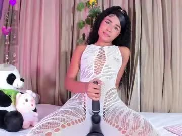 pinkypuppa – webcam model profile photo Image 3