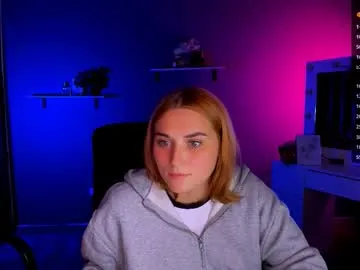 EvaWilds – webcam model profile photo Image 11