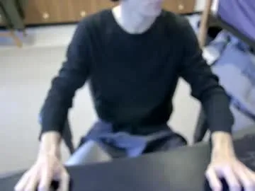 your_dolls – webcam model profile photo Image 3