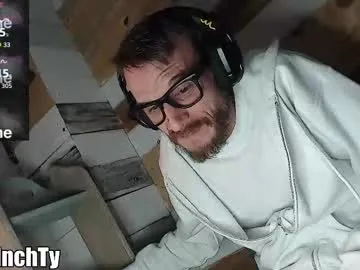 boysgang_sex – webcam model profile photo Image 13