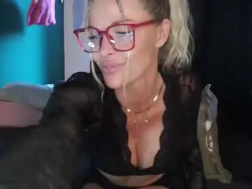 8abycat – webcam model profile photo Image 9