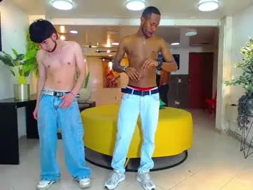 lucacharm – webcam model profile photo Image 9