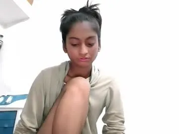 ErzabelLew – webcam model profile photo Image 7