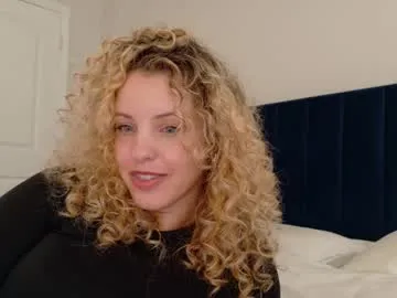 pinkypuppa – webcam model profile photo Image 7