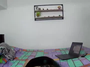 pinkadele – webcam model profile photo Image 17