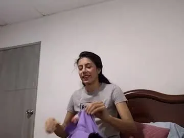 julyaandraul – webcam model profile photo Image 12