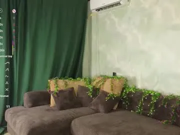 dears_pearlss – webcam model profile photo Image 2