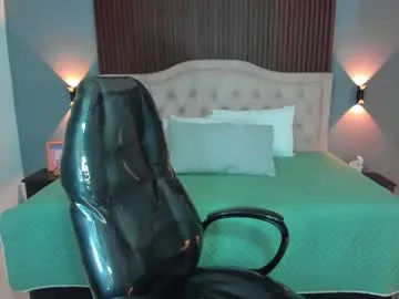 playussoftly – webcam model profile photo Image 12