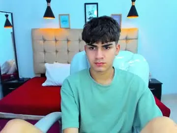 playussoftly – webcam model profile photo Image 3