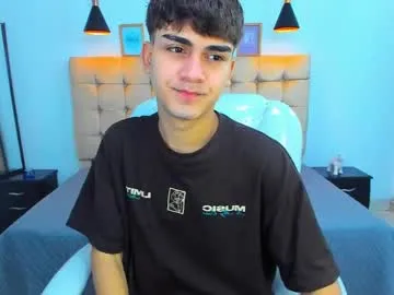 playussoftly – webcam model profile photo Image 9