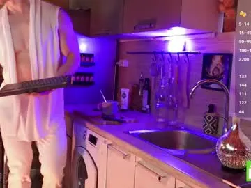 iammisstery – webcam model profile photo Image 13