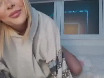 angelsofaurora – webcam model profile photo Image 12