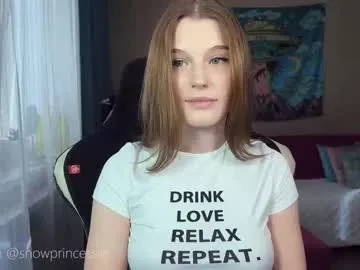 GigiDaven – webcam model profile photo Image 14