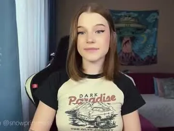 GigiDaven – webcam model profile photo Image 7