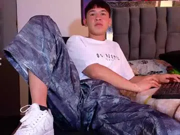 twink_daren Image 18
