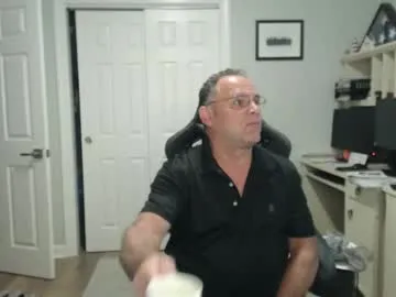 masters_sexx – webcam model profile photo Image 12