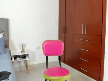 your_dolls – webcam model profile photo Image 11