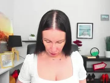 pinkadele – webcam model profile photo Image 13