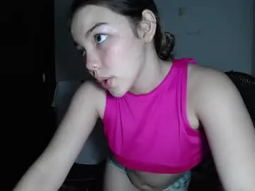 playussoftly – webcam model profile photo Image 15